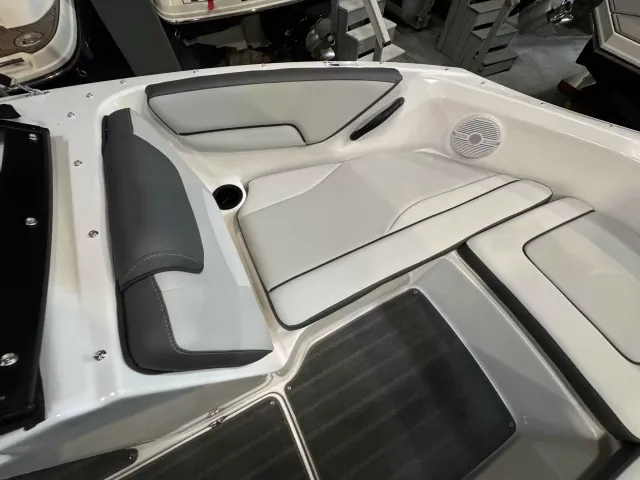 Boat Thumbnail 12