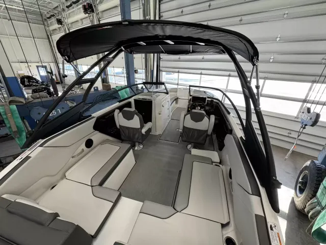Boat Thumbnail 9