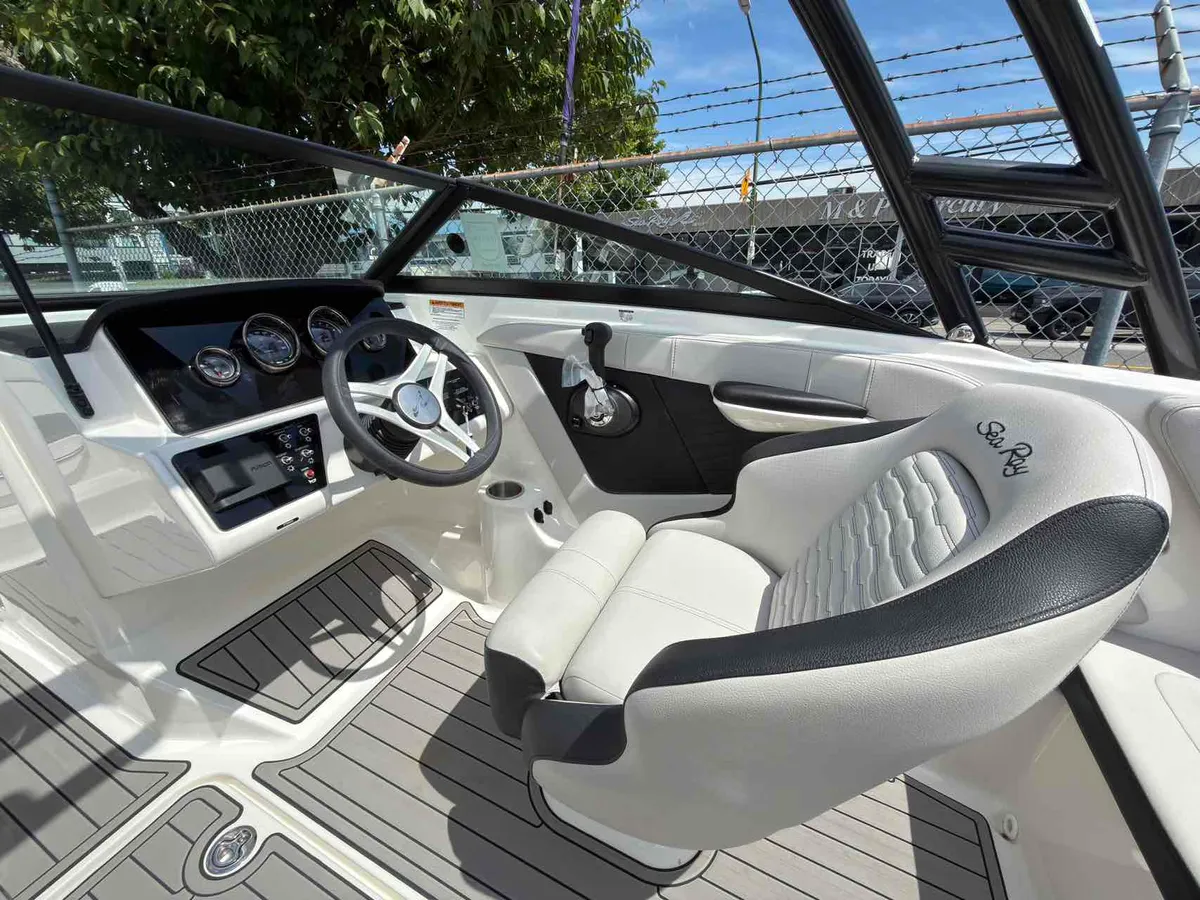 2023 Sea Ray 190SPX-6