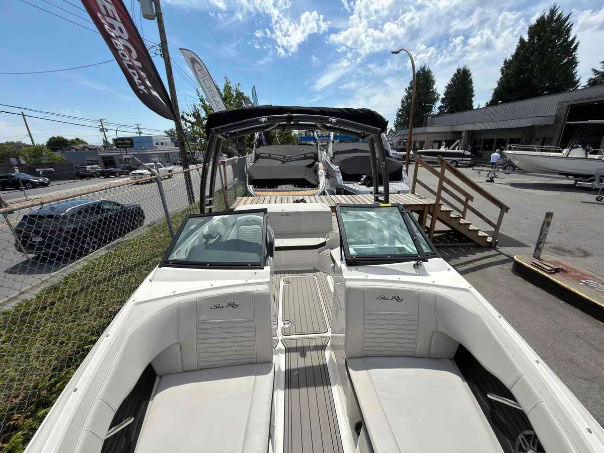 2023 Sea Ray 190SPX-10