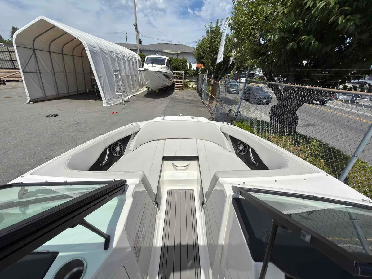 2023 Sea Ray 190SPX-7