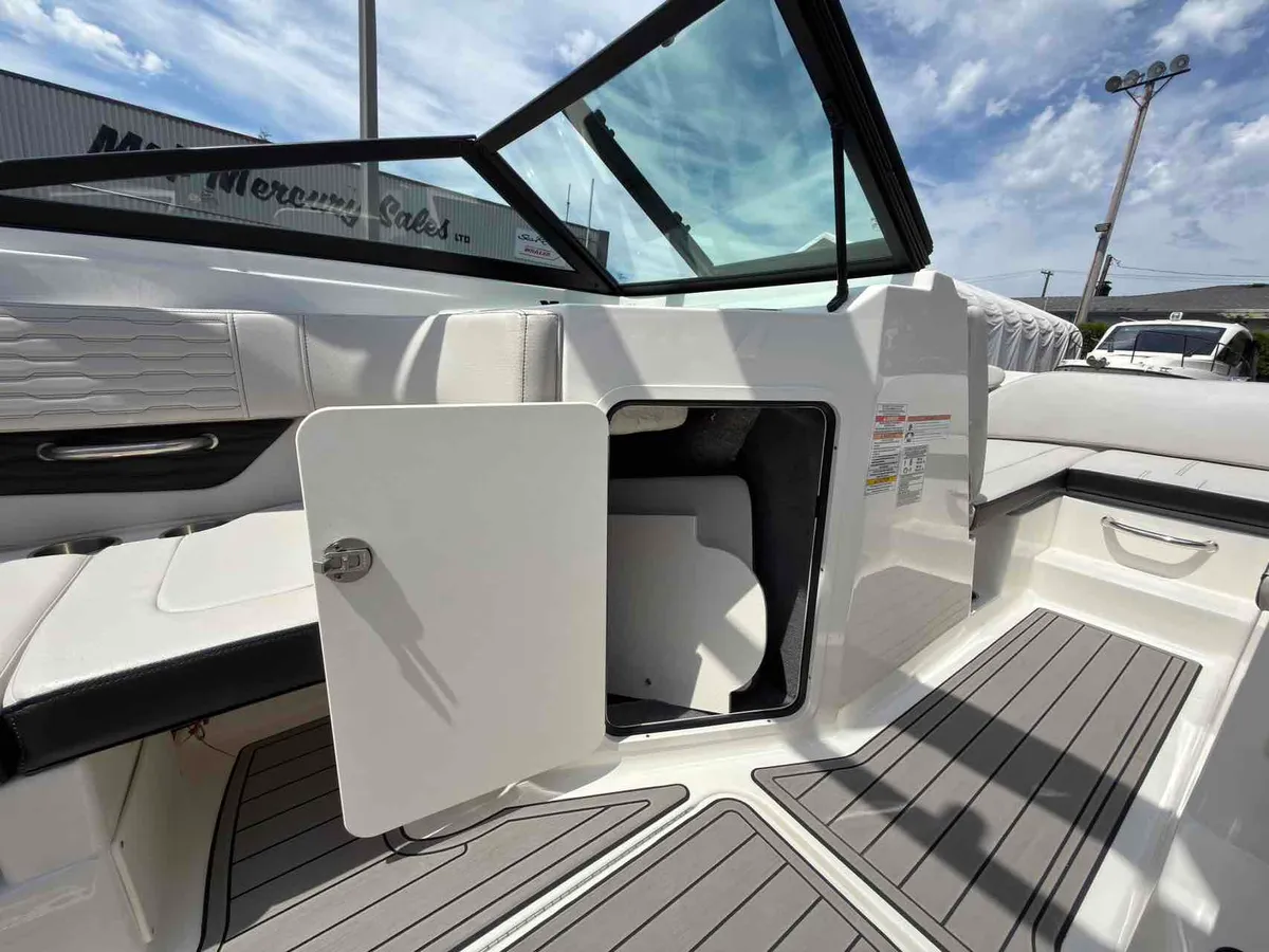 2023 Sea Ray 190SPX-11