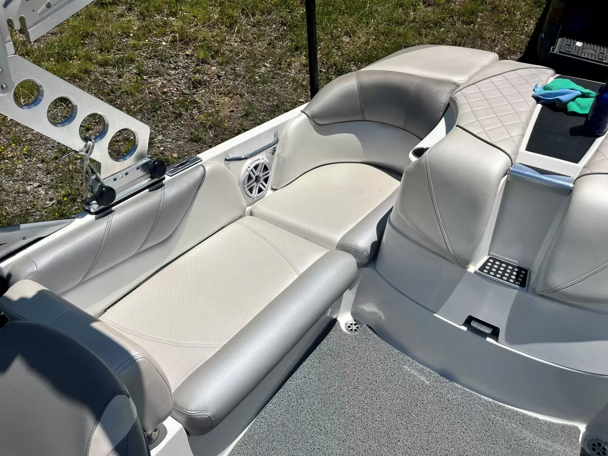 dummy-boat-img