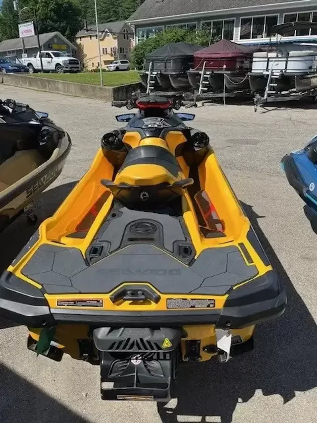 Boat Thumbnail 5