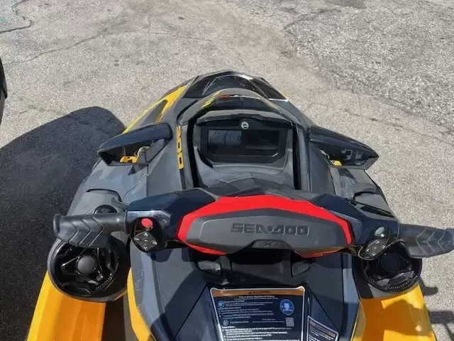 Boat Thumbnail 7
