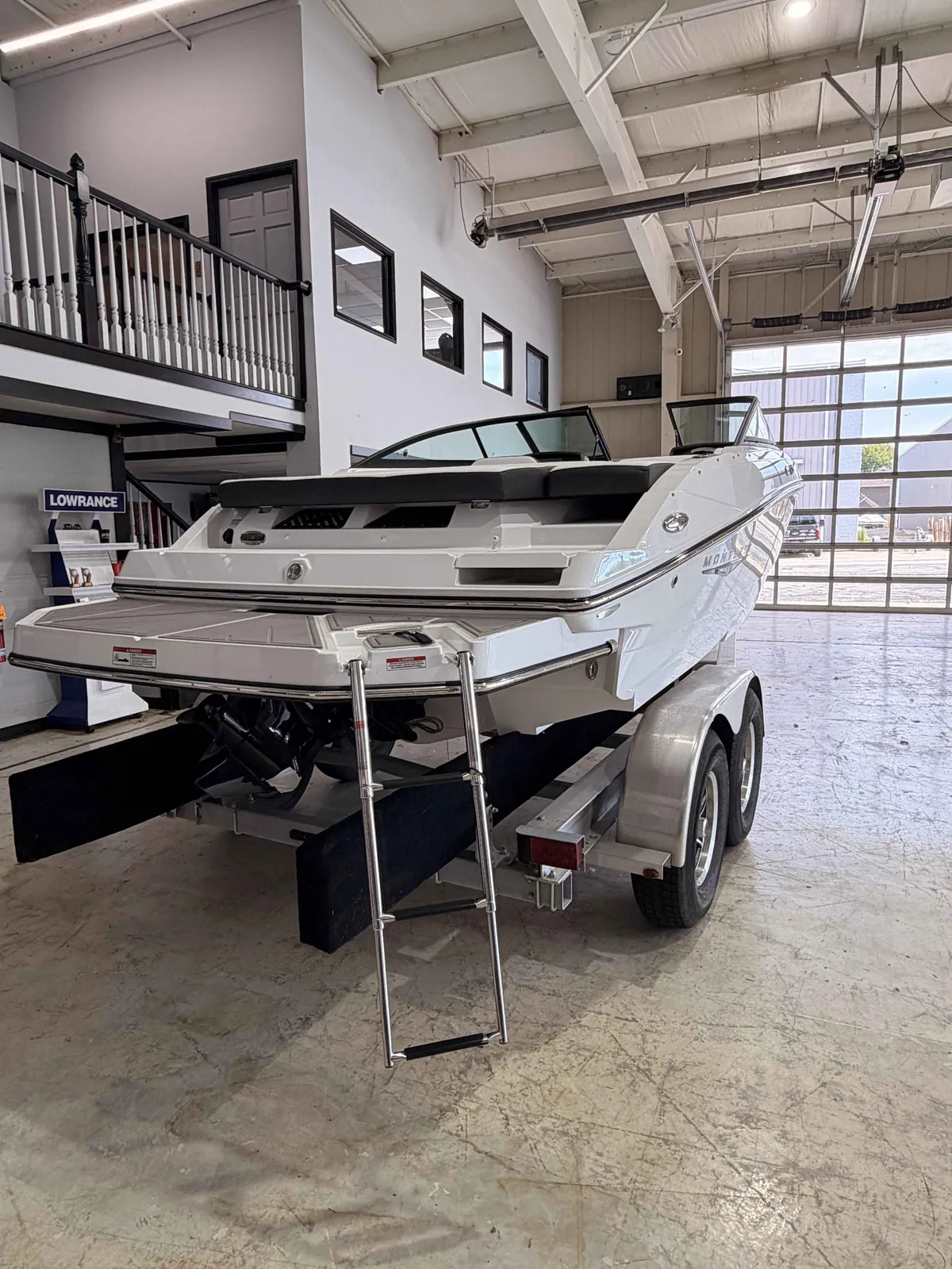 dummy-boat-img