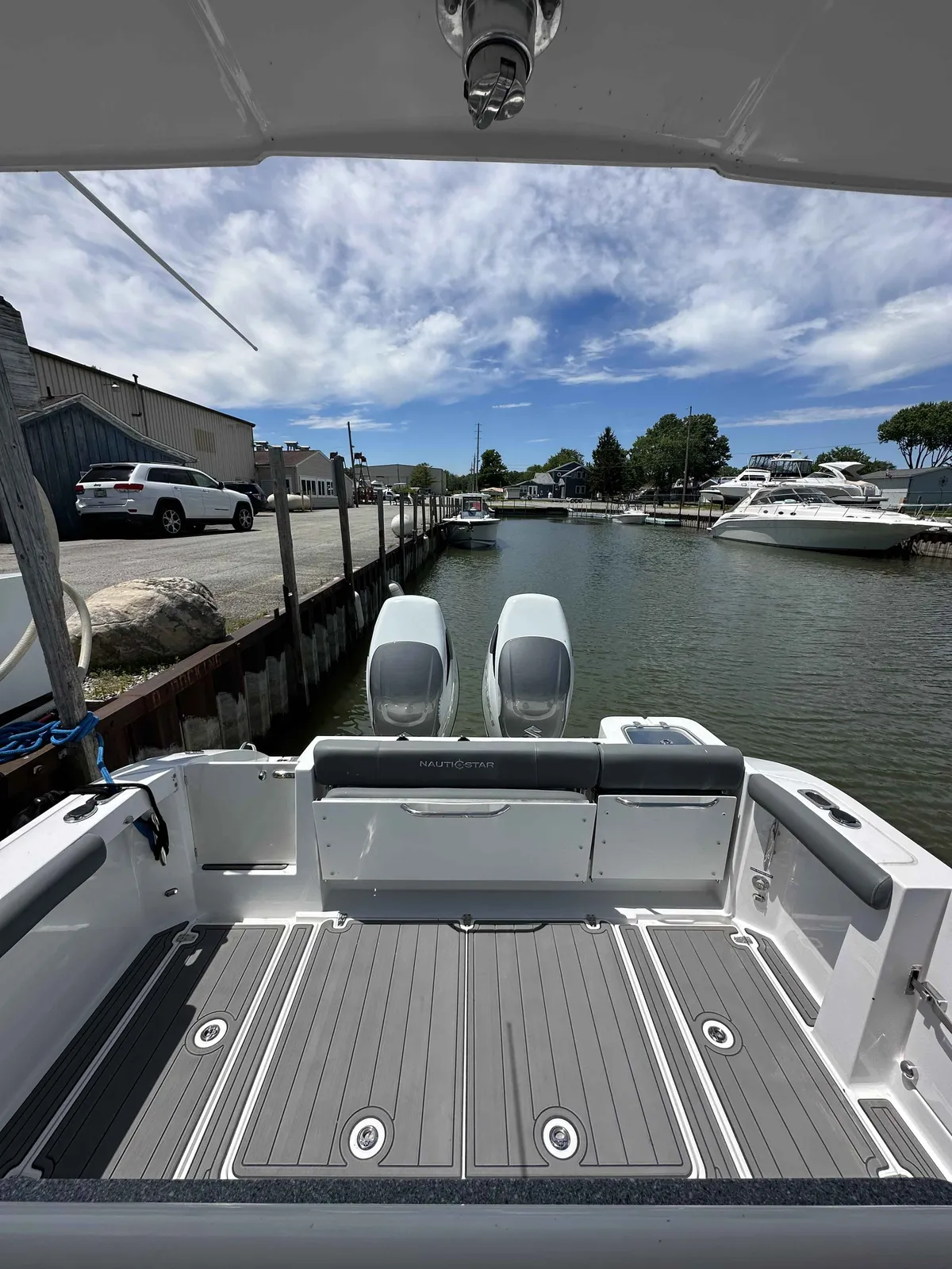 dummy-boat-img