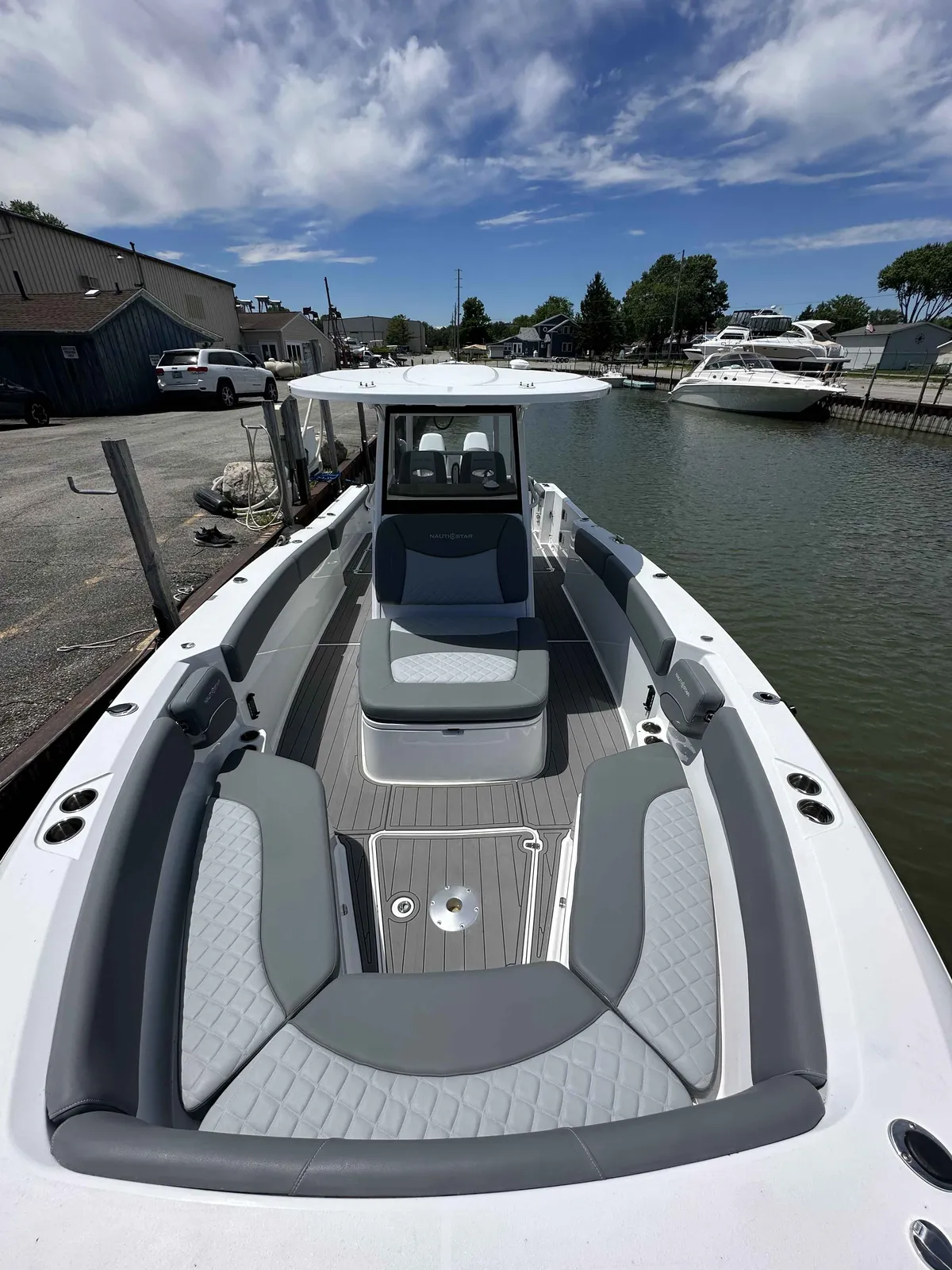 dummy-boat-img