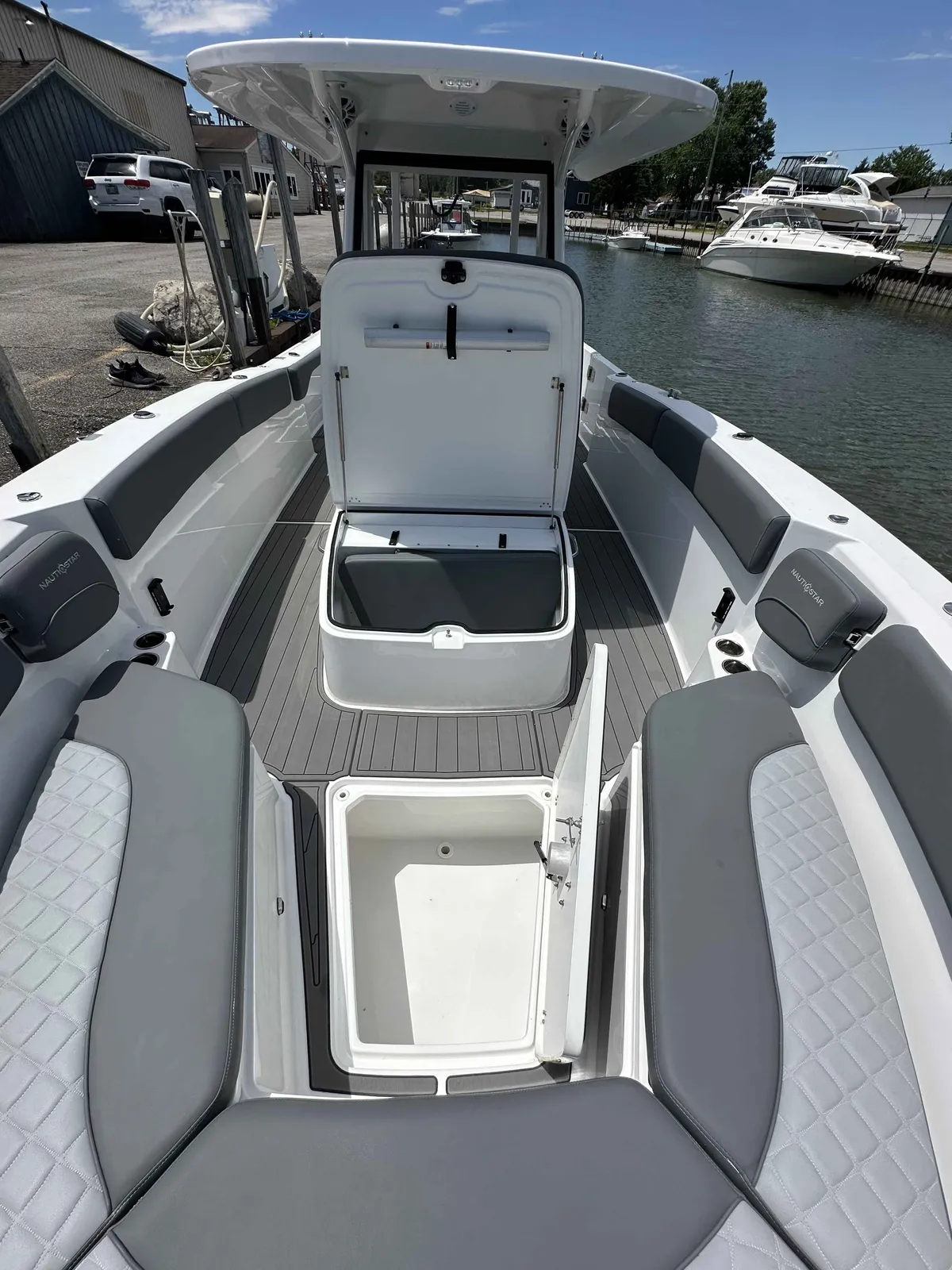 dummy-boat-img