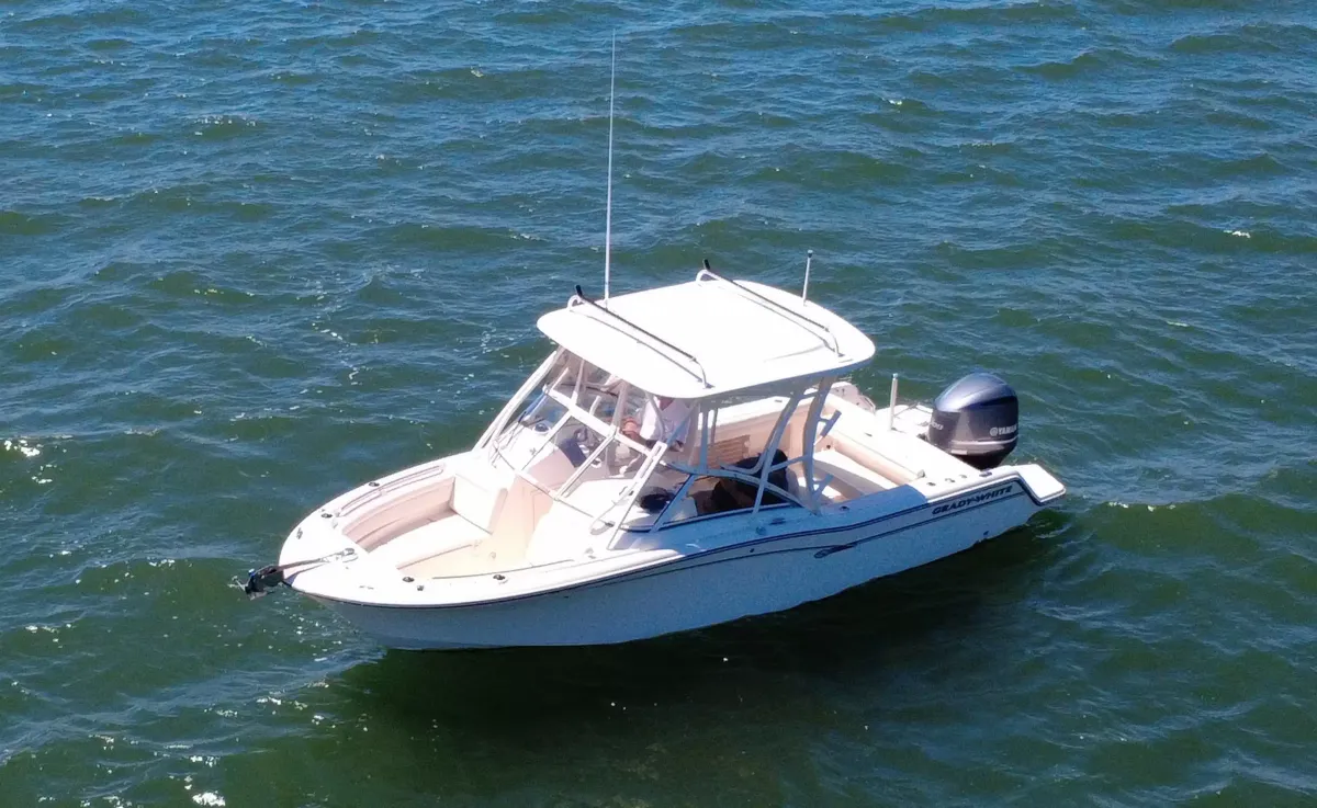 2017 Grady White FREEDOM 235