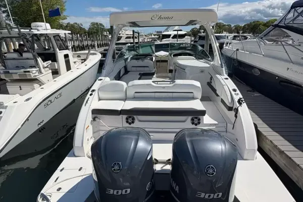 2020 Regal 33 OBX detail image 2