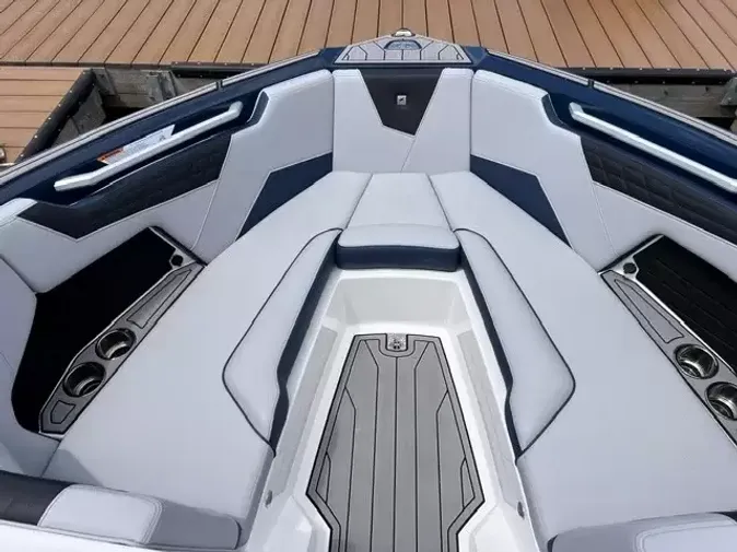 2023 Nautique S23