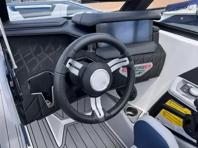 2023 Nautique S23