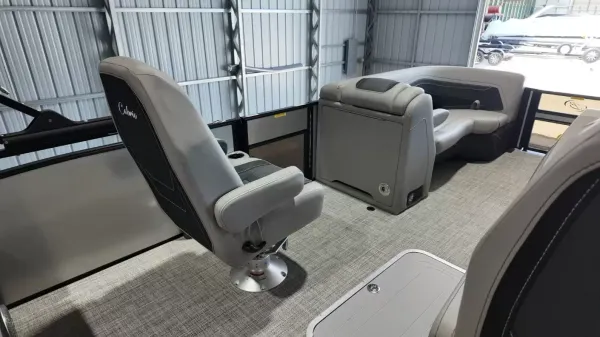 2027 Barletta Cabrio 22UC-41