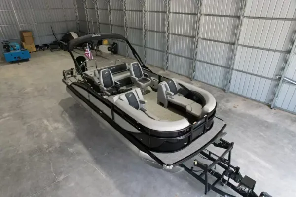 2027 Barletta Cabrio 22UC-20