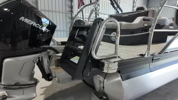 2027 Barletta Cabrio 22UC-6