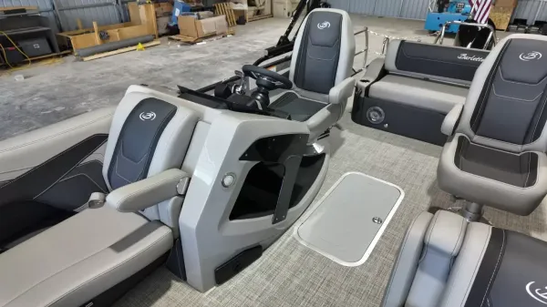 2027 Barletta Cabrio 22UC-32