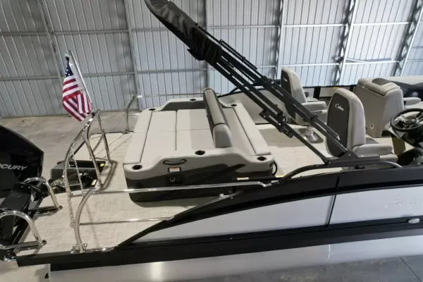 2027 Barletta Cabrio 22UC-44