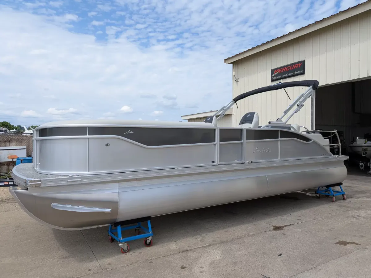 boat-carouselImage-image