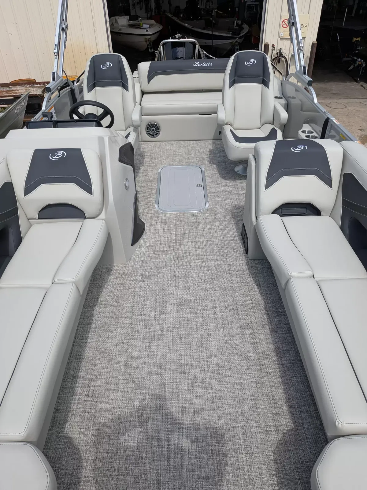 boat-carouselImage-image
