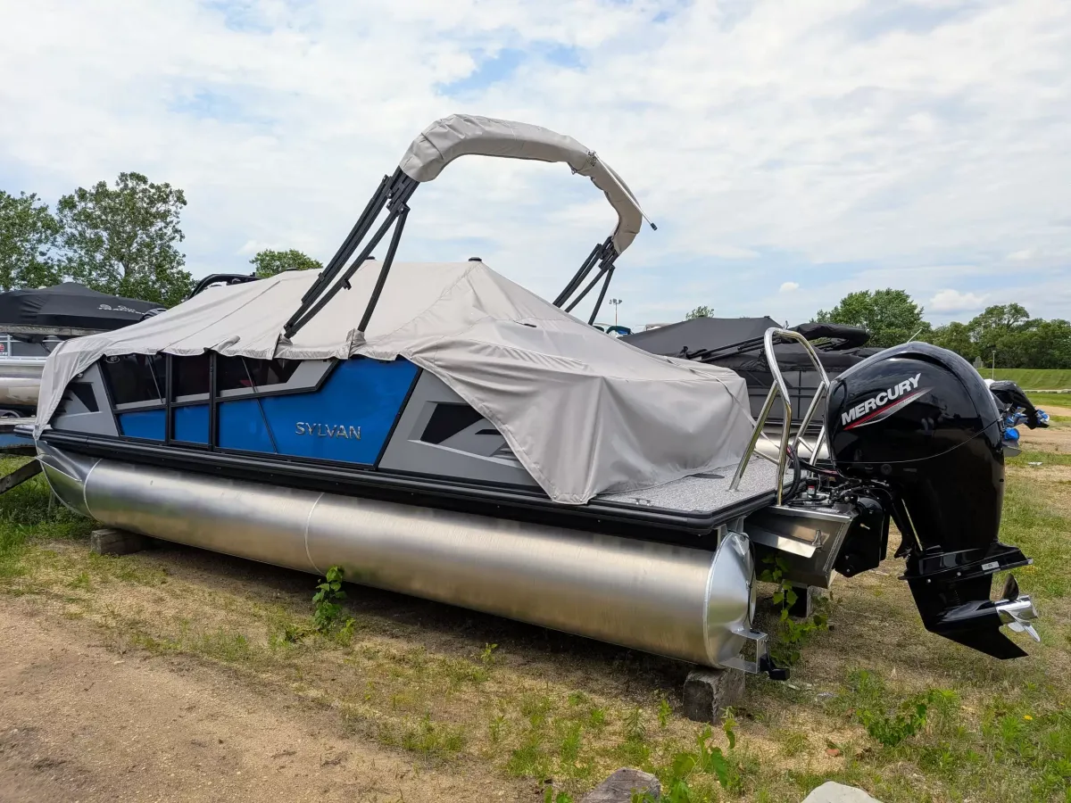 boat-carouselImage-image