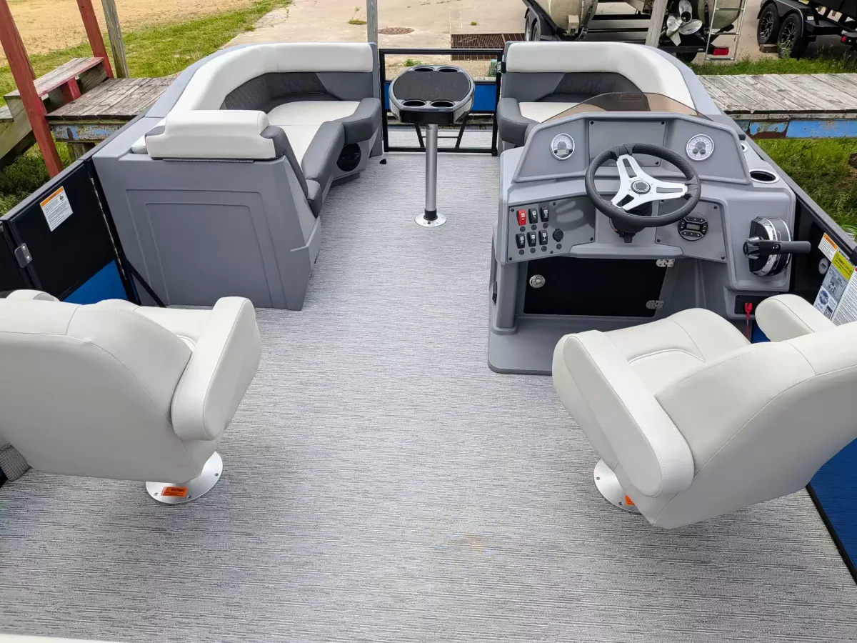 boat-carouselImage-image