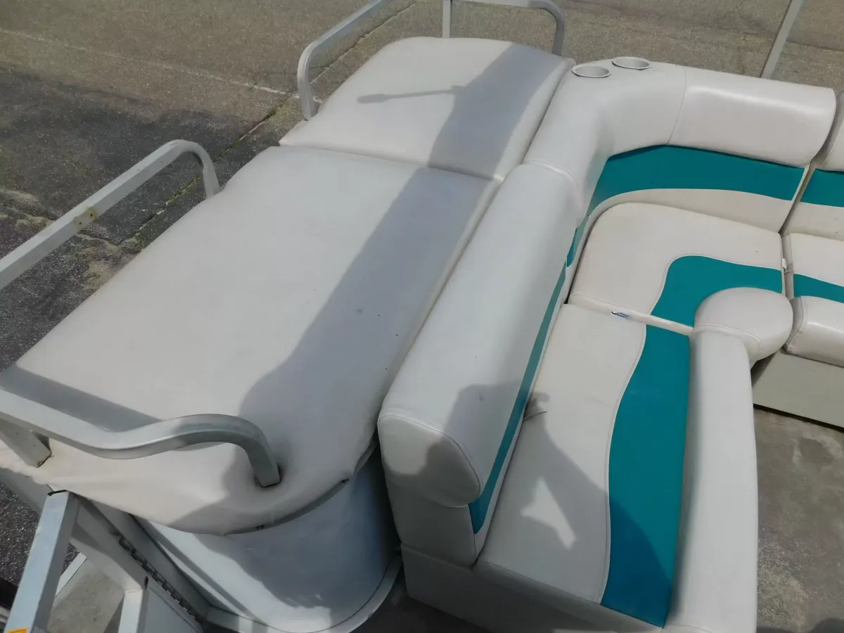 dummy-boat-img