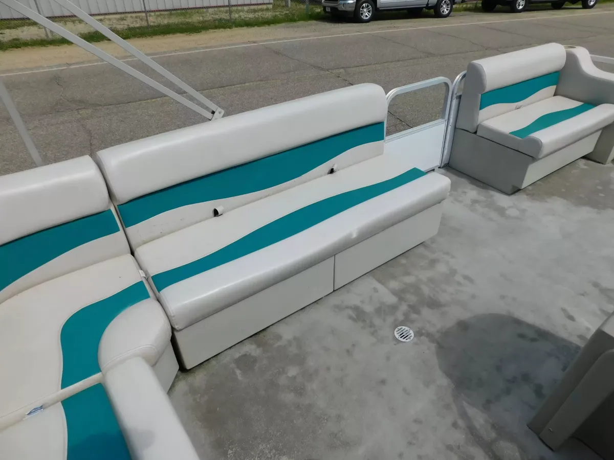 dummy-boat-img