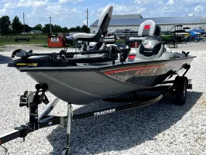 2016 Bass tracker Pro Team 195 TXW