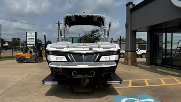 2018 MasterCraft XT23-4