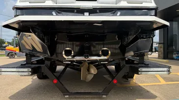 2018 MasterCraft XT23-5