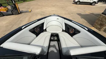 2018 MasterCraft XT23-10