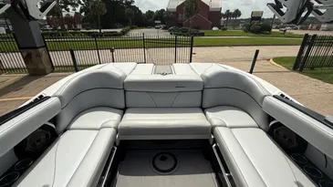 2018 MasterCraft XT23-13