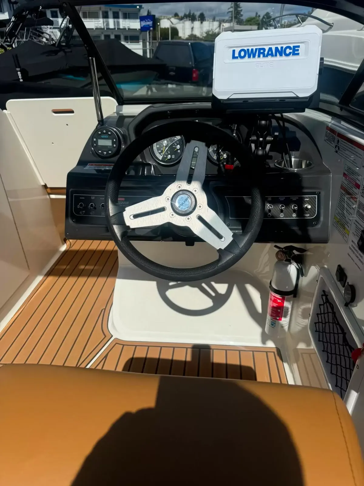 2022 Bayliner VR6 Bowrider-5