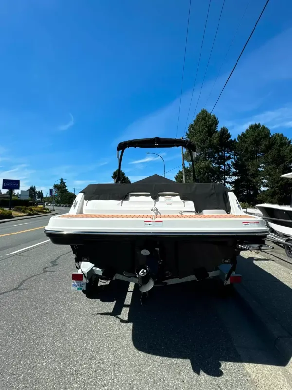2022 Bayliner VR6 Bowrider-3