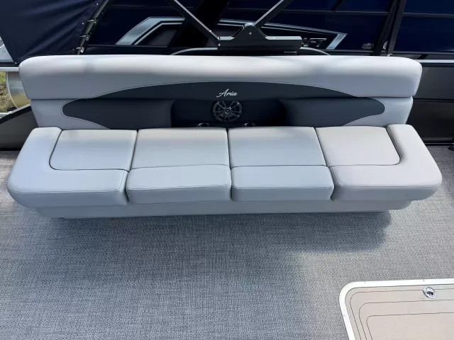 Boat Thumbnail 10