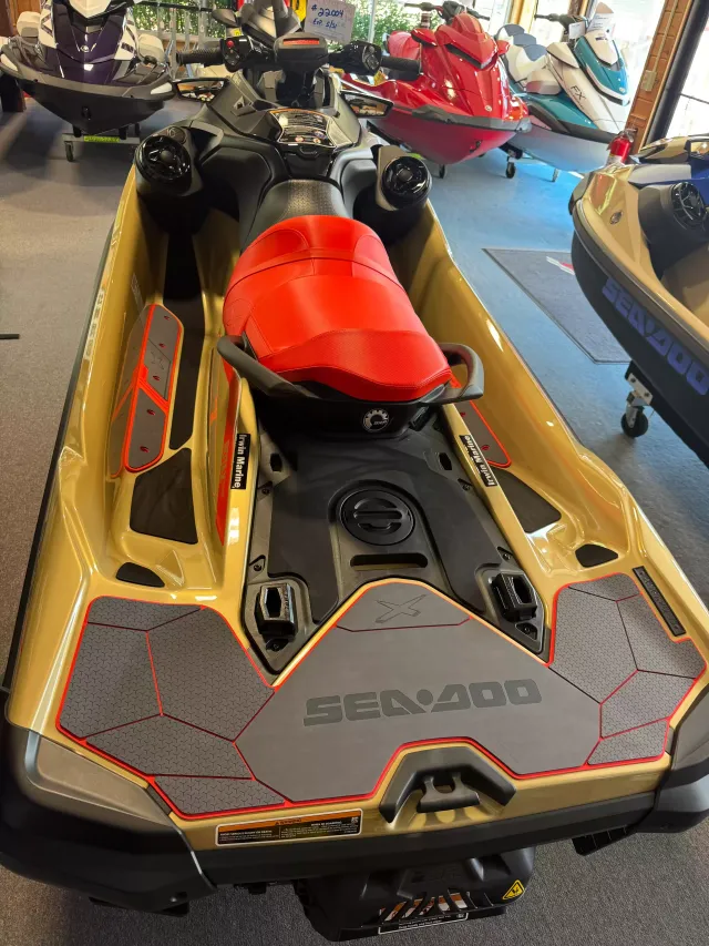 Boat Thumbnail 2