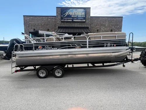 2023 Sun Tracker 20 DLX Sport Fish