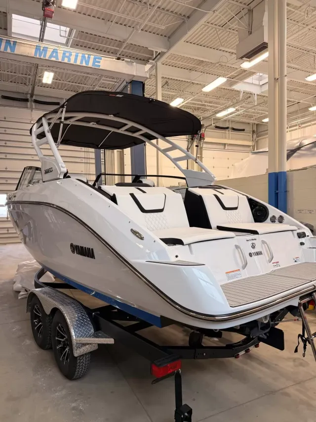 Boat Thumbnail 14