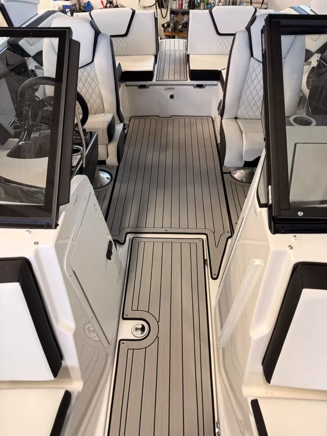Boat Thumbnail 16