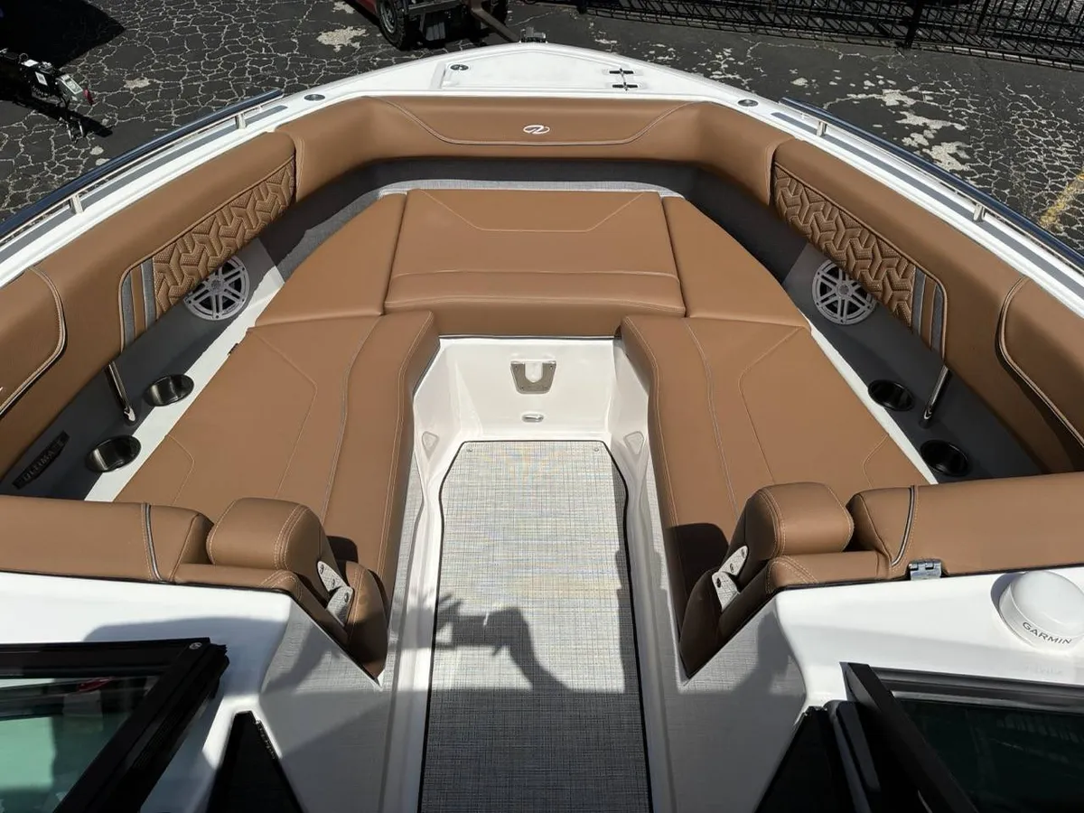 dummy-boat-img
