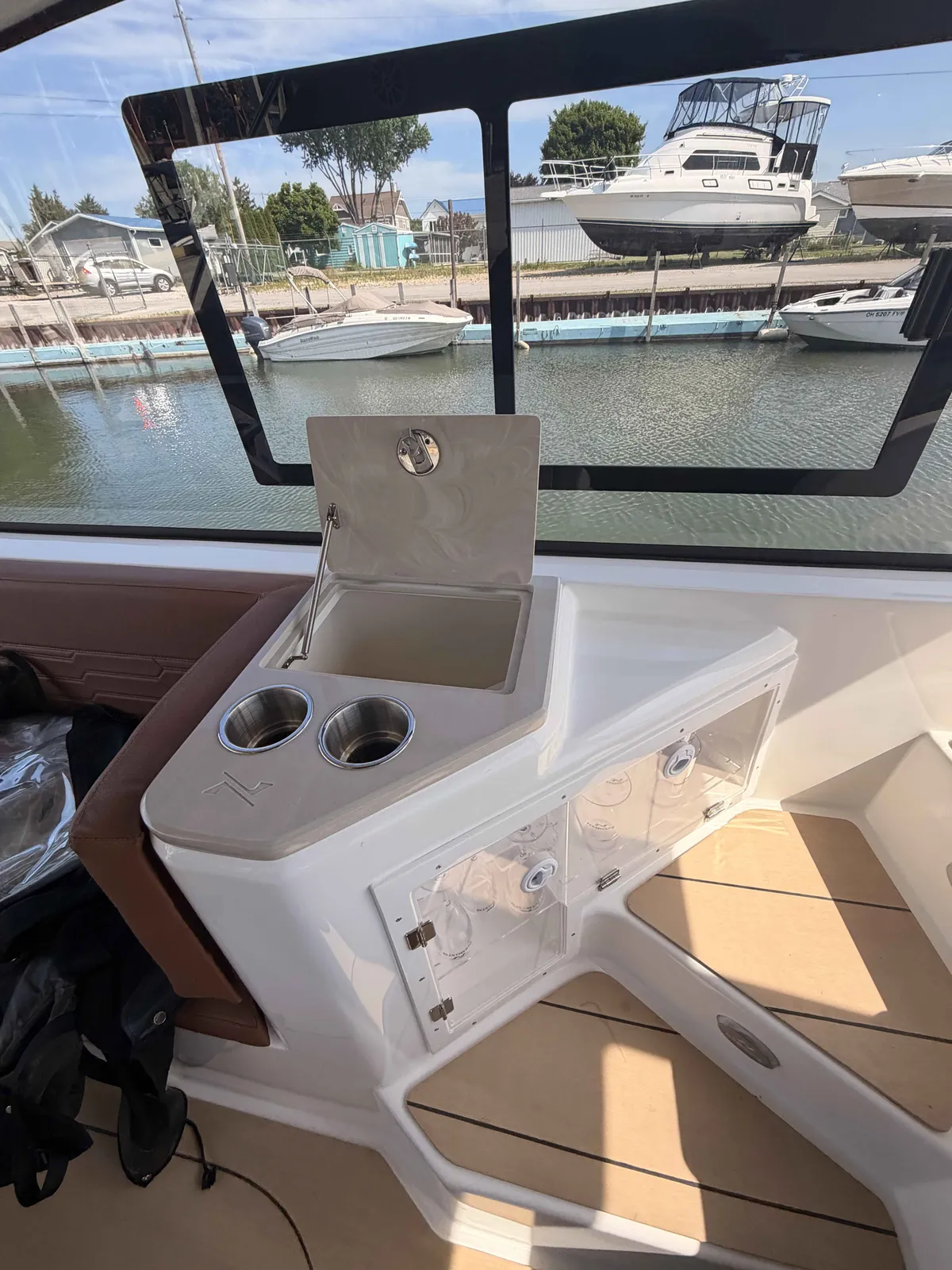 dummy-boat-img