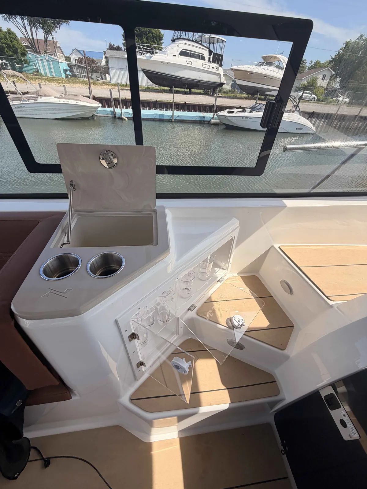 dummy-boat-img