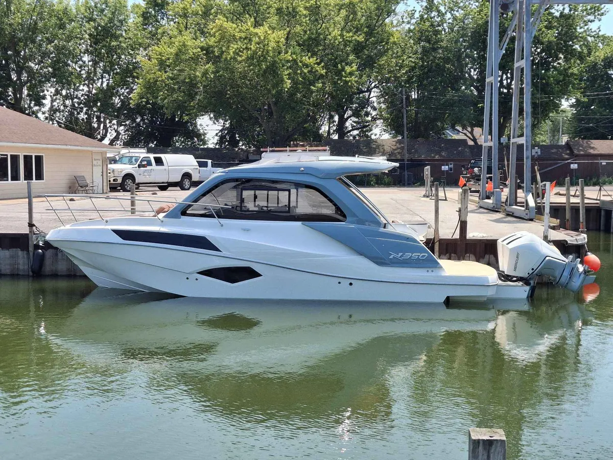 dummy-boat-img