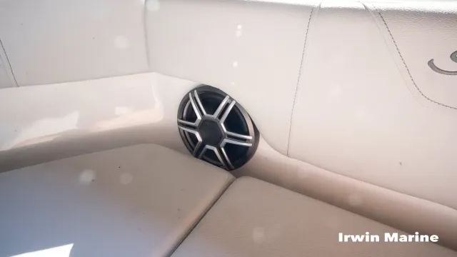 Boat Thumbnail 11