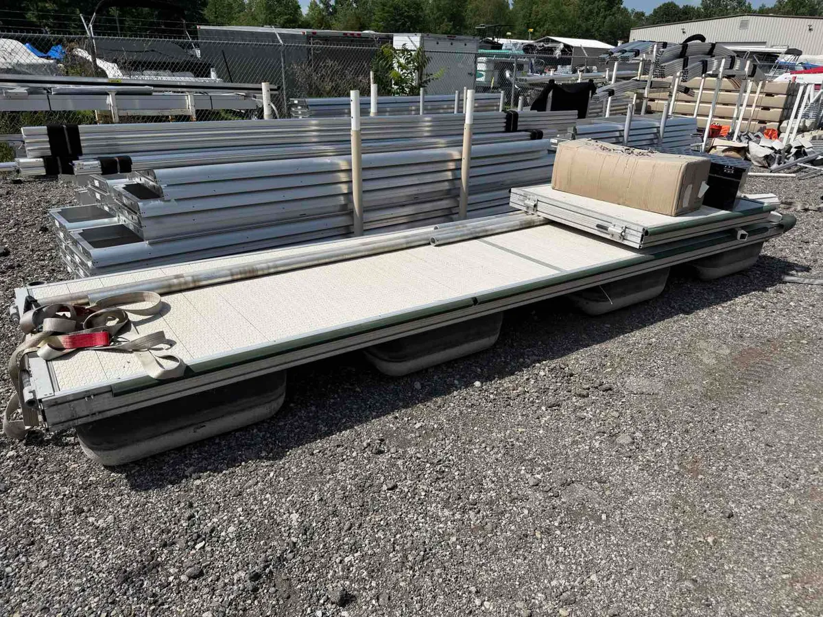 dummy-boat-img