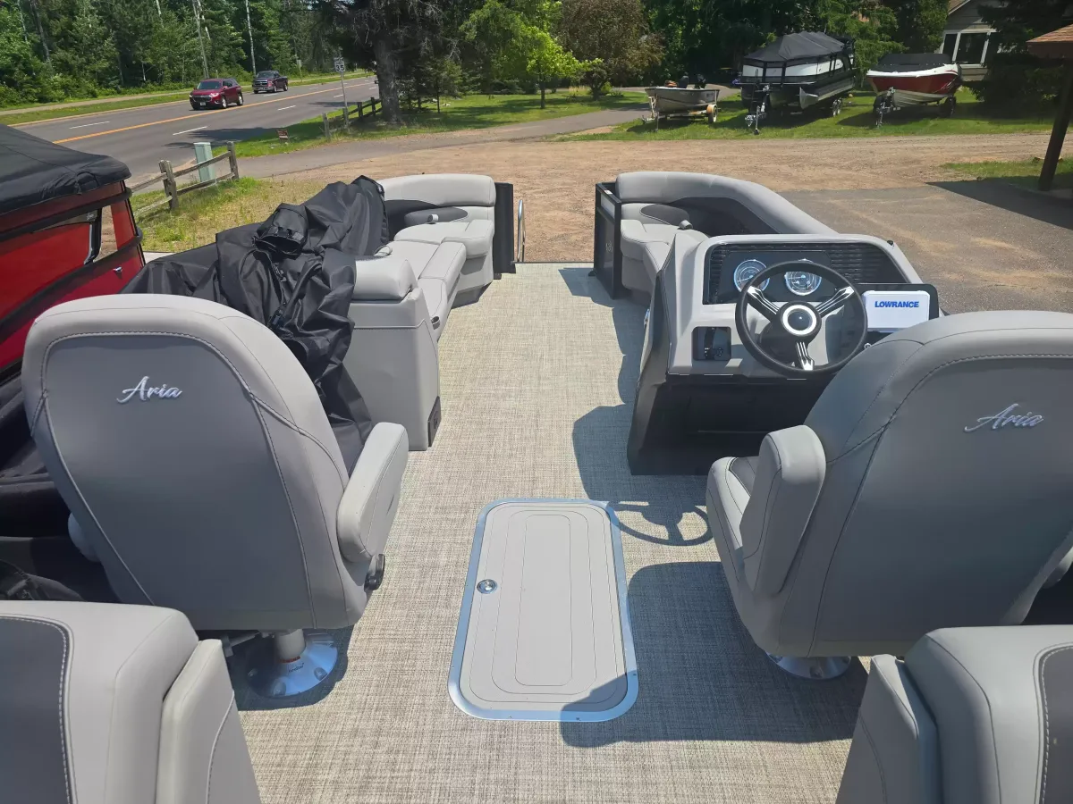 boat-carouselImage-image