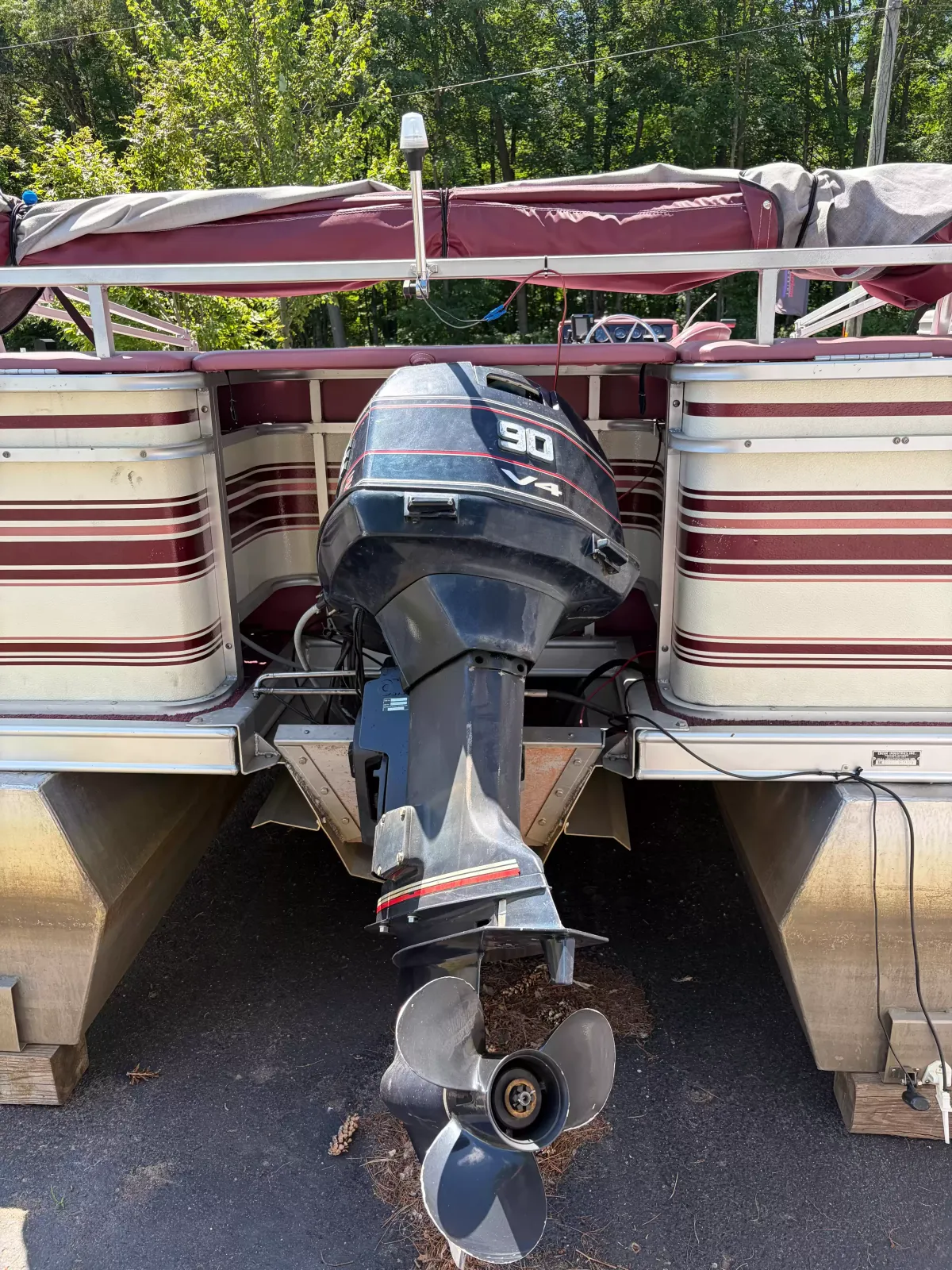 boat-carouselImage-image
