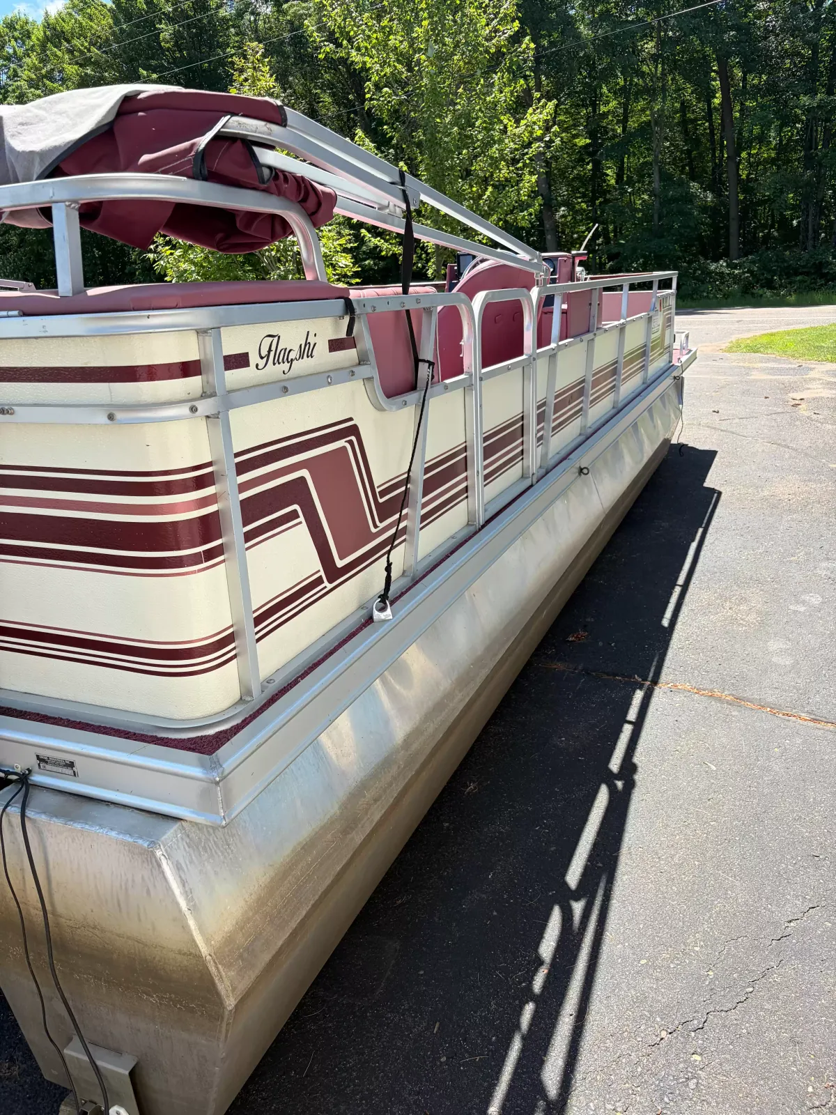 boat-carouselImage-image