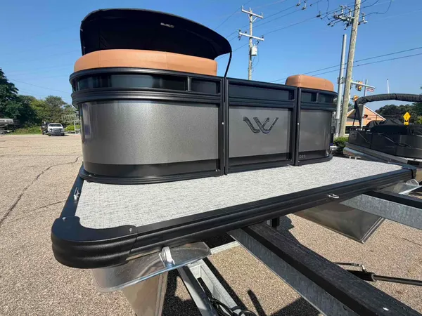 boat-detail-slider-thumb-3